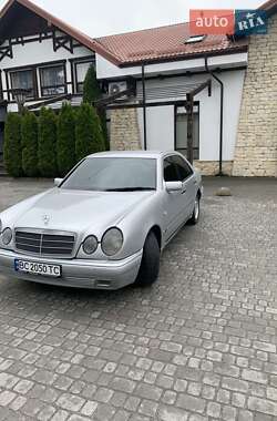 Седан Mercedes-Benz E-Class 1998 в Львові