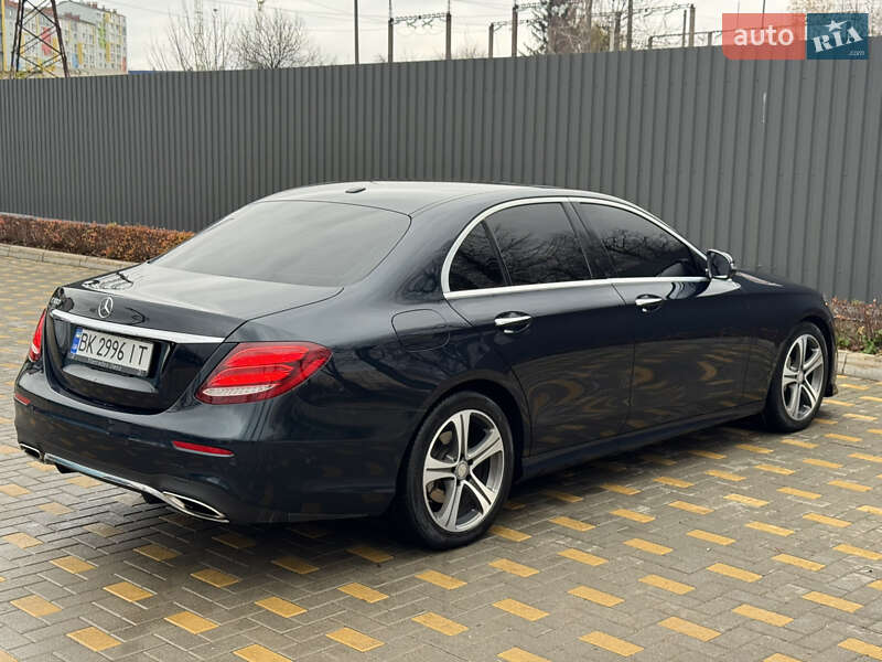 Седан Mercedes-Benz E-Class 2016 в Вінниці