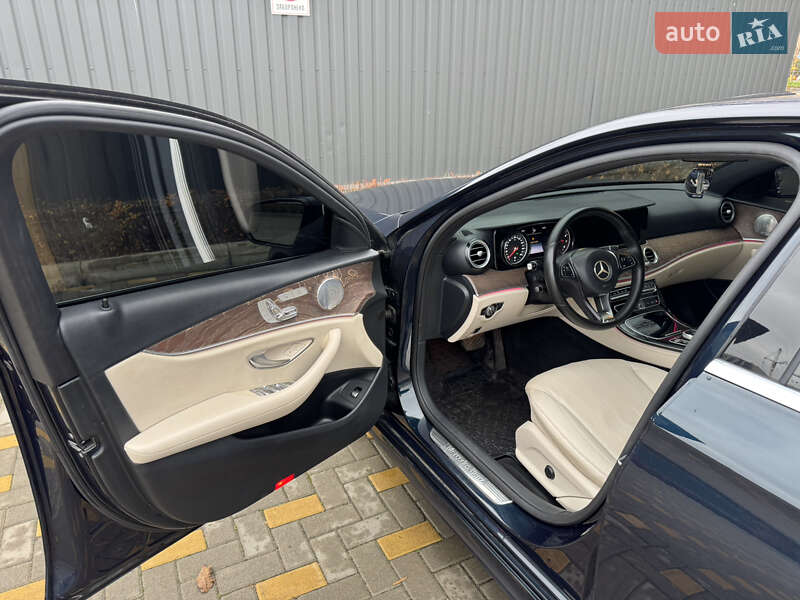 Седан Mercedes-Benz E-Class 2016 в Вінниці