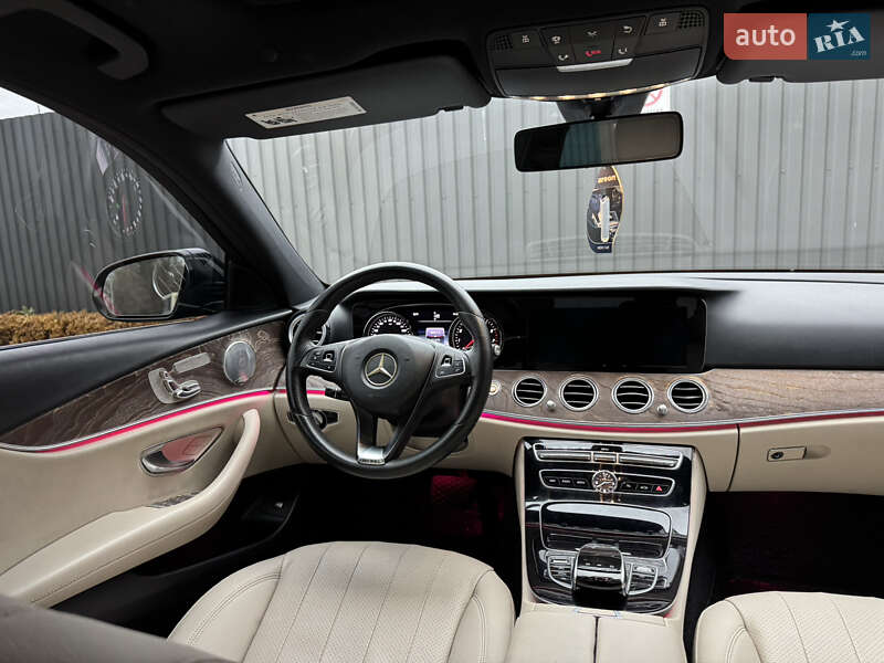 Седан Mercedes-Benz E-Class 2016 в Вінниці