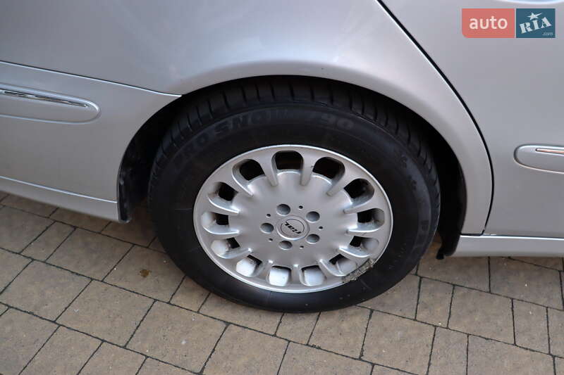 Универсал Mercedes-Benz E-Class 2005 в Львове фото 5 Универсал Mercedes-Benz E-Class 2005 в Львове
