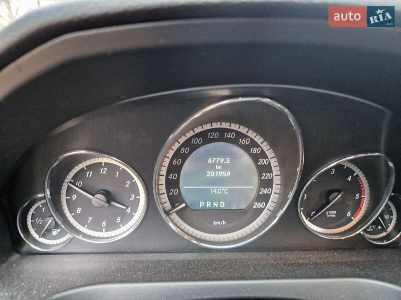 Купе Mercedes-Benz E-Class 2010 в Вишгороді фото 34 Купе Mercedes-Benz E-Class 2010 в Вишгороді