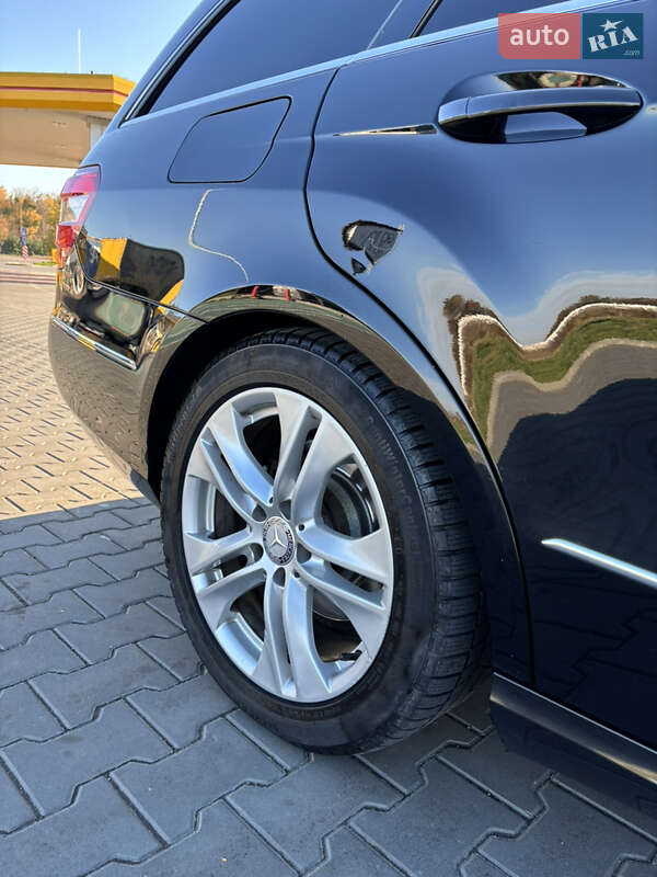 Універсал Mercedes-Benz E-Class 2012 в Луцьку