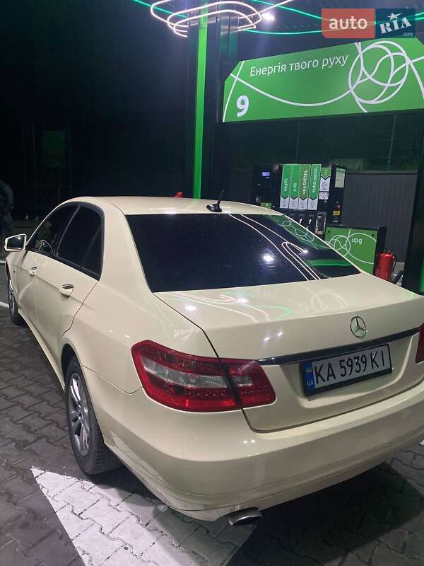 Седан Mercedes-Benz E-Class 2011 в Львове фото 7 Седан Mercedes-Benz E-Class 2011 в Львове