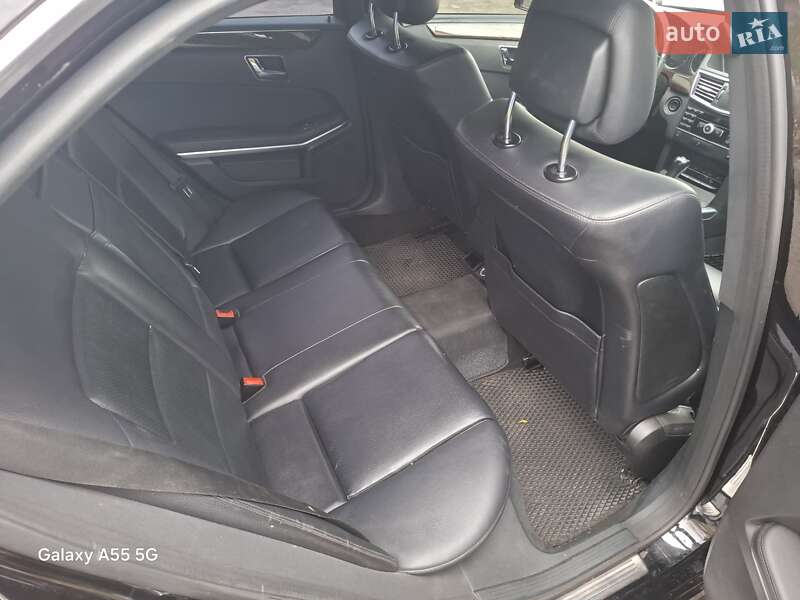 Седан Mercedes-Benz E-Class 2011 в Борисполе