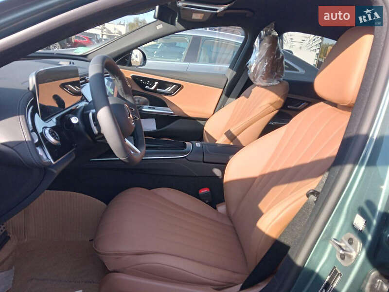 Седан Mercedes-Benz E-Class 2024 в Киеве