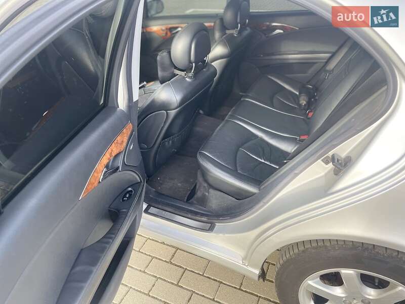 Седан Mercedes-Benz E-Class 2003 в Нововолынске фото 7 Седан Mercedes-Benz E-Class 2003 в Нововолынске