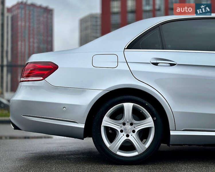 Седан Mercedes-Benz E-Class 2014 в Киеве