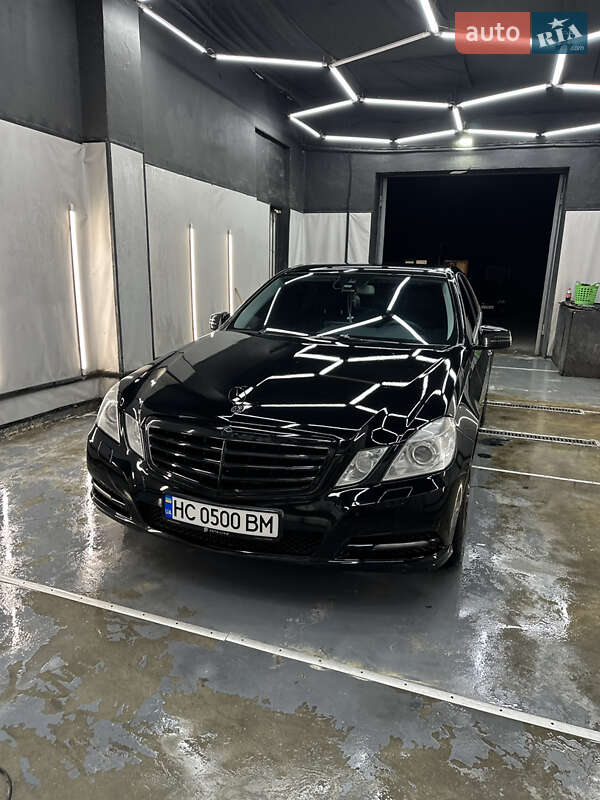 Седан Mercedes-Benz E-Class 2011 в Львове фото 9 Седан Mercedes-Benz E-Class 2011 в Львове