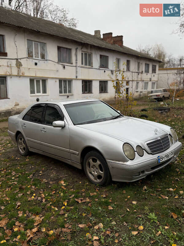 Mercedes-Benz E-Class 2001 Mercedes-Benz E-Class 2001