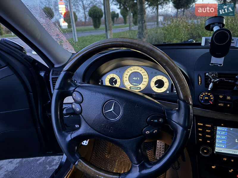 Седан Mercedes-Benz E-Class 2006 в Коломиї
