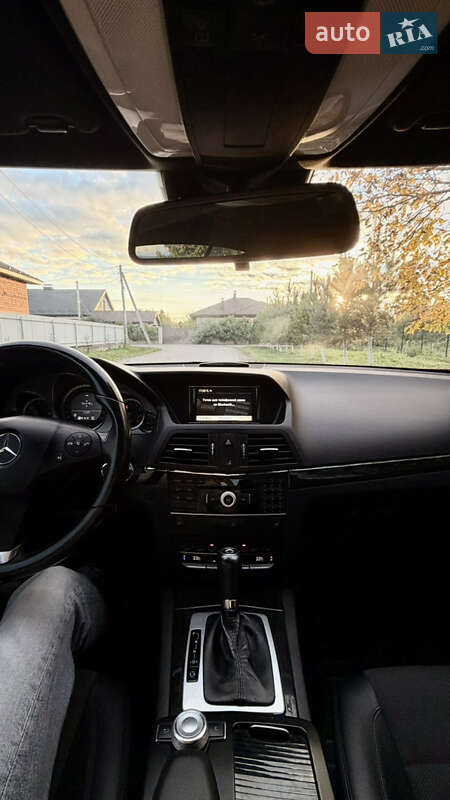 Купе Mercedes-Benz E-Class 2011 в Ужгороді фото 8 Купе Mercedes-Benz E-Class 2011 в Ужгороді