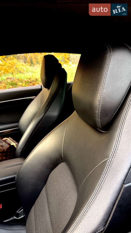 Купе Mercedes-Benz E-Class 2011 в Ужгороді фото 22 Купе Mercedes-Benz E-Class 2011 в Ужгороді