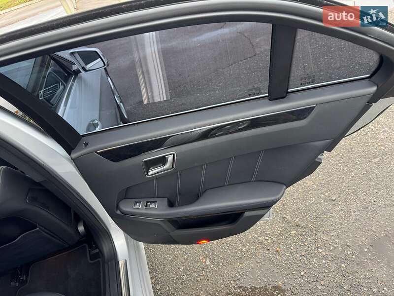 Седан Mercedes-Benz E-Class 2014 в Києві фото 25 Седан Mercedes-Benz E-Class 2014 в Києві