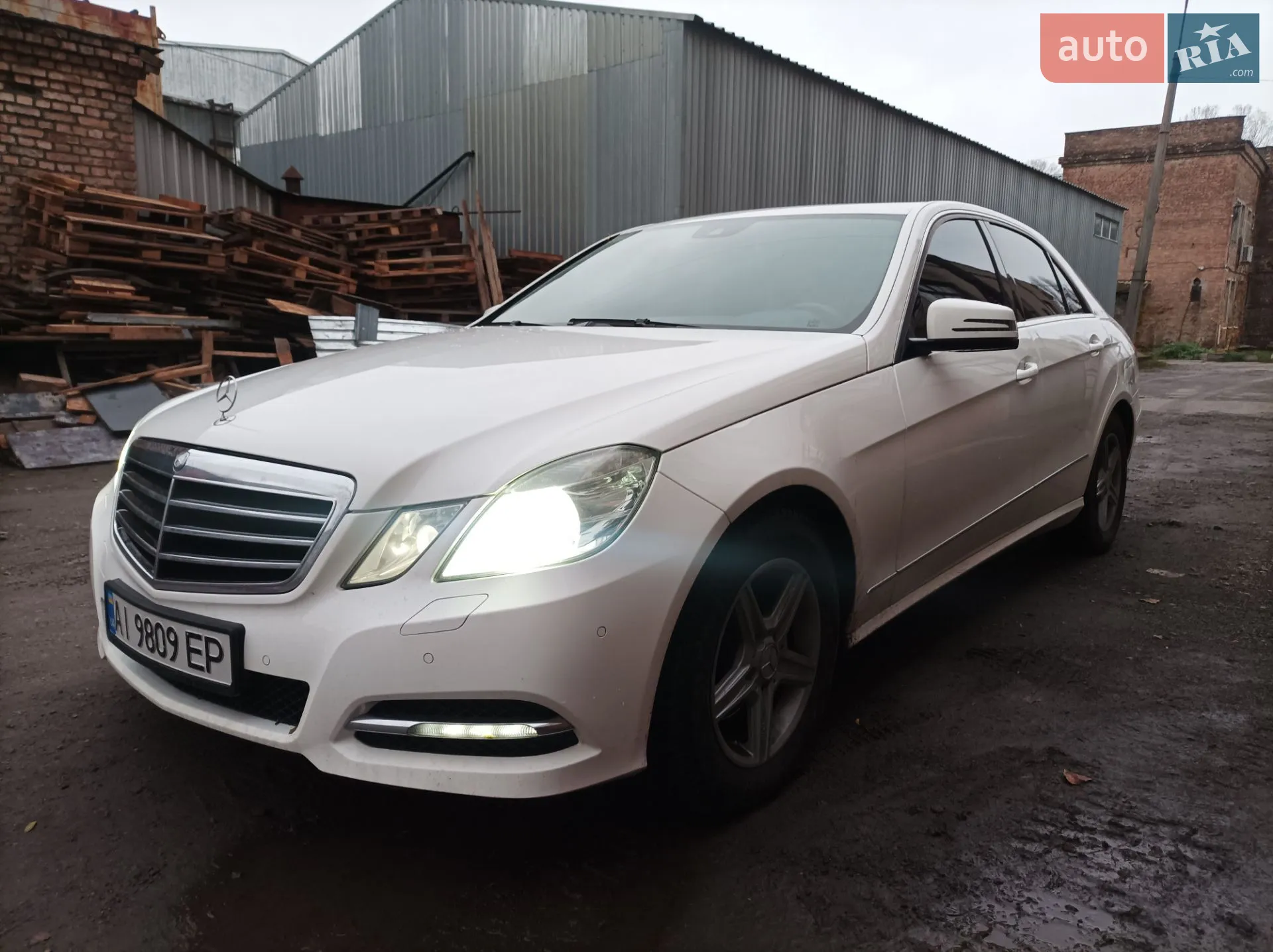 2012 Mercedes-Benz E-klasse - мініатюра 2