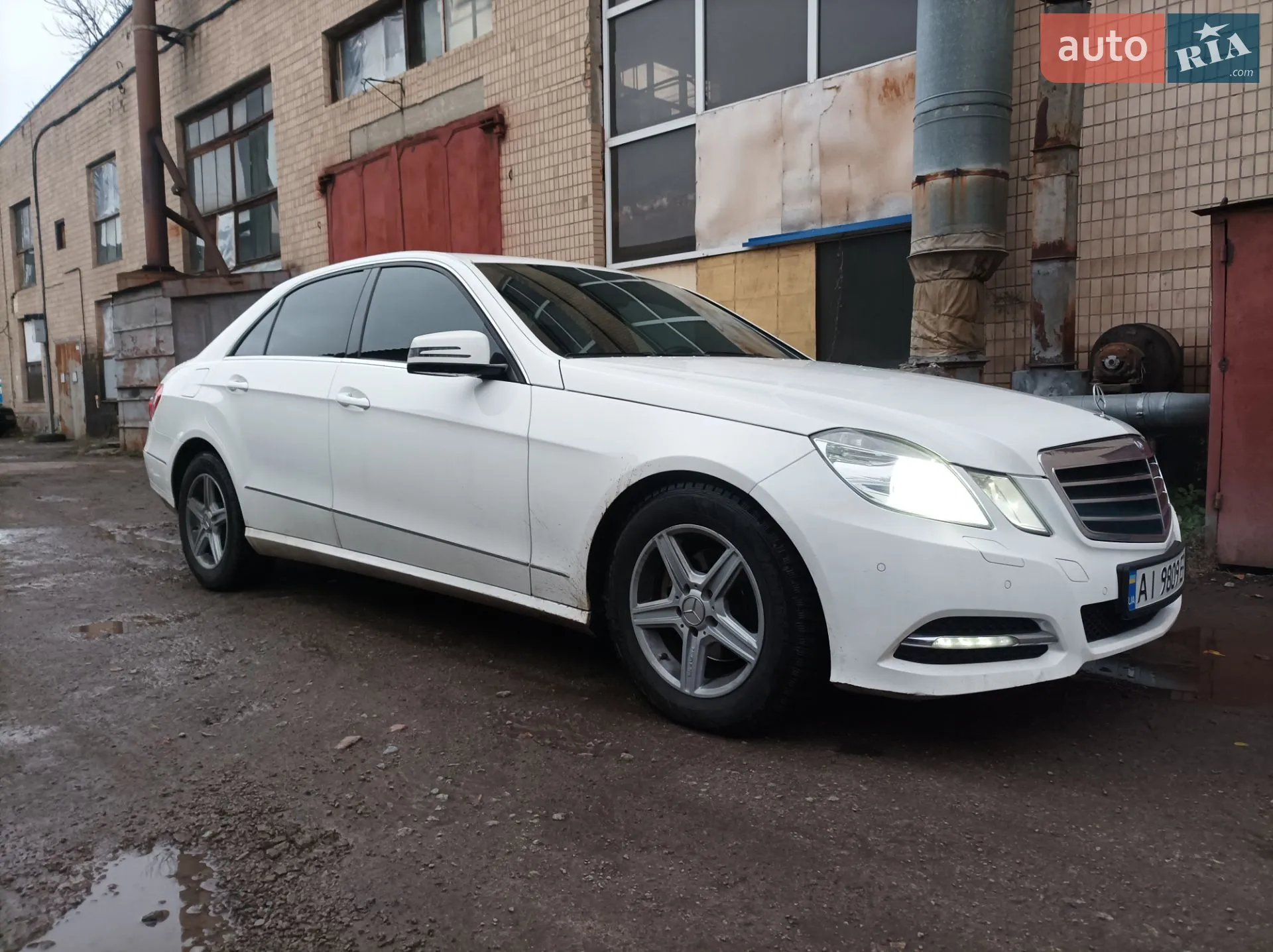 2012 Mercedes-Benz E-klasse - мініатюра 5