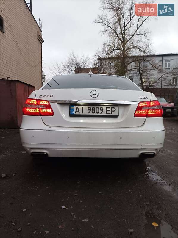 Седан Mercedes-Benz E-Class 2012 в Києві фото 7 Седан Mercedes-Benz E-Class 2012 в Києві