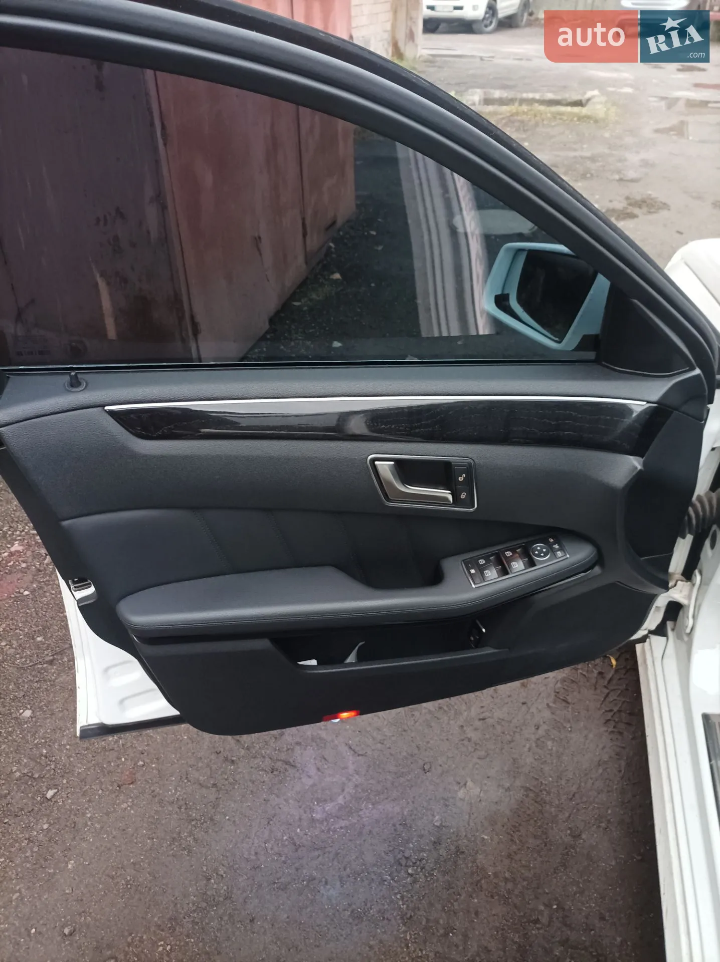 2012 Mercedes-Benz E-klasse - мініатюра 18