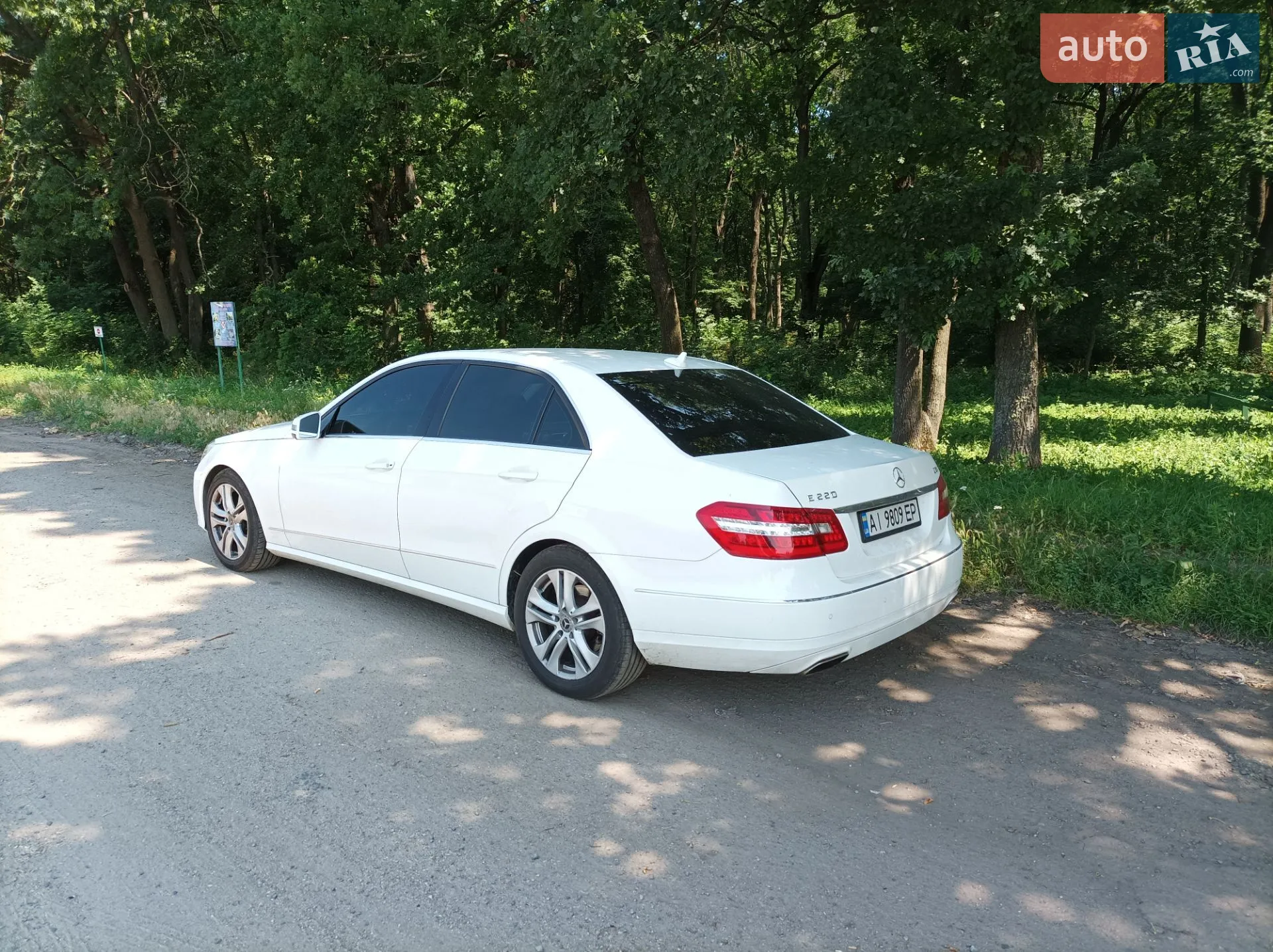 2012 Mercedes-Benz E-klasse - мініатюра 3