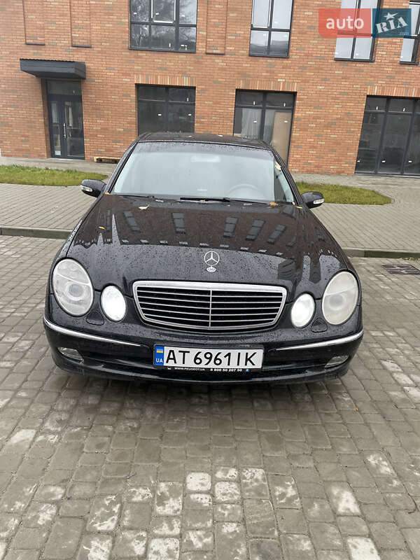 Mercedes-Benz E-Class 2002