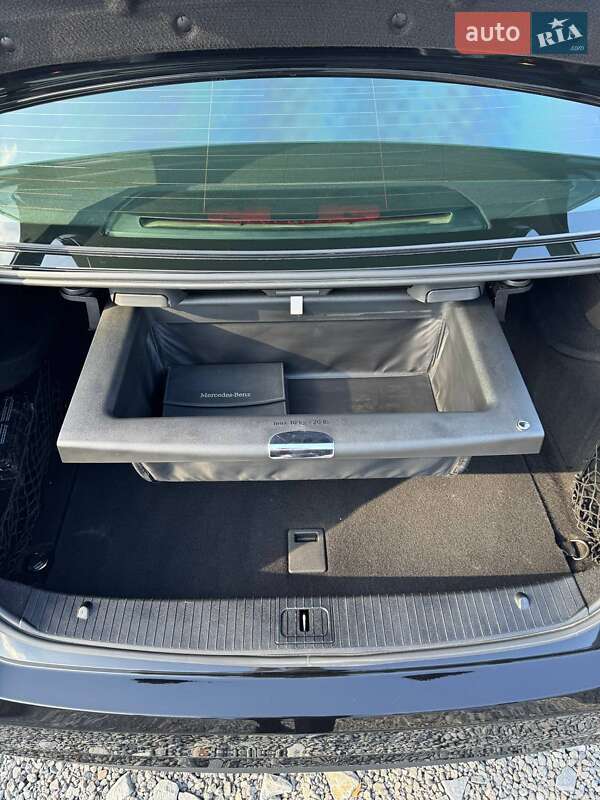 Седан Mercedes-Benz E-Class 2012 в Бродах
