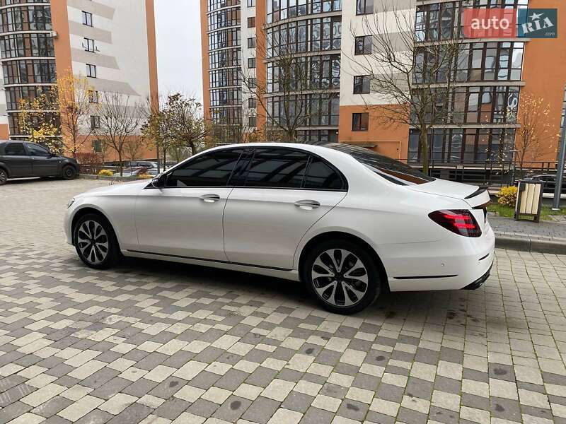 Седан Mercedes-Benz E-Class 2018 в Івано-Франківську