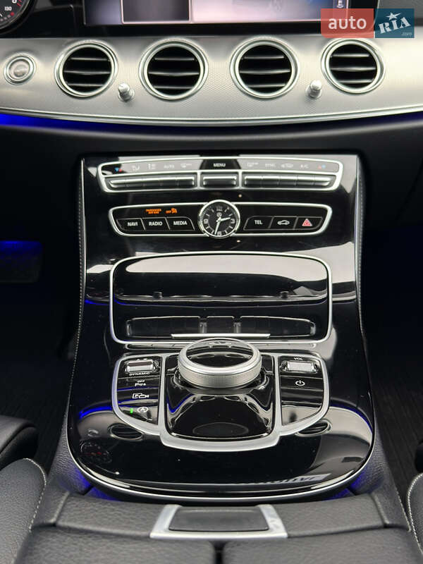 Седан Mercedes-Benz E-Class 2018 в Чернівцях фото 28 Седан Mercedes-Benz E-Class 2018 в Чернівцях