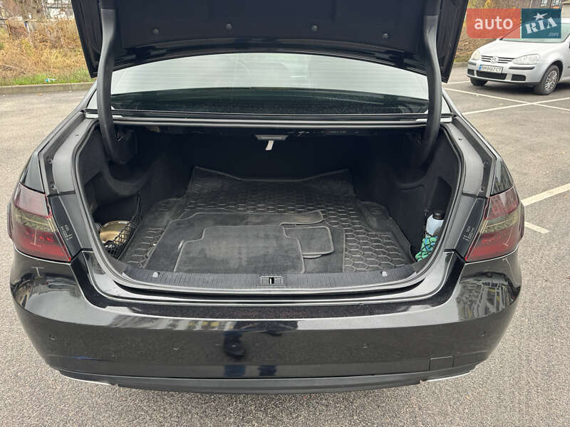 Седан Mercedes-Benz E-Class 2012 в Києві фото 36 Седан Mercedes-Benz E-Class 2012 в Києві