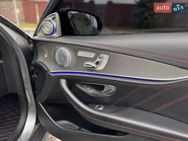 Седан Mercedes-Benz E-Class 2018 в Києві