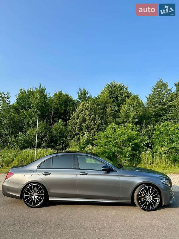 Седан Mercedes-Benz E-Class 2016 в Мукачевому фото 2 Седан Mercedes-Benz E-Class 2016 в Мукачевому