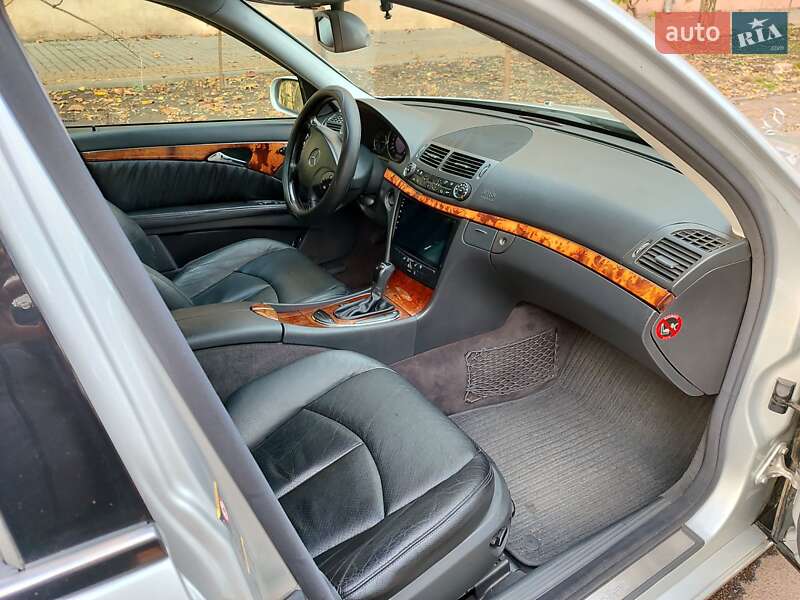 Седан Mercedes-Benz E-Class 2004 в Одесі фото 10 Седан Mercedes-Benz E-Class 2004 в Одесі
