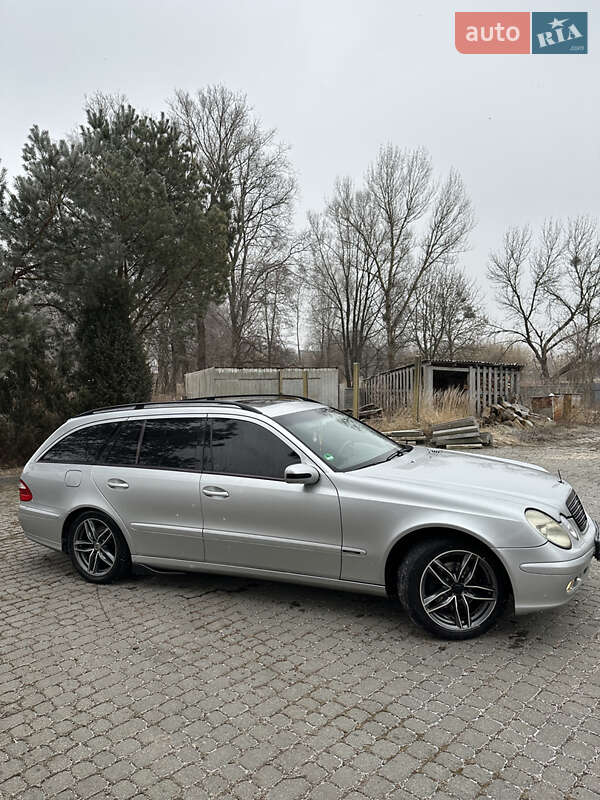 Універсал Mercedes-Benz E-Class 2005 в Любомлі