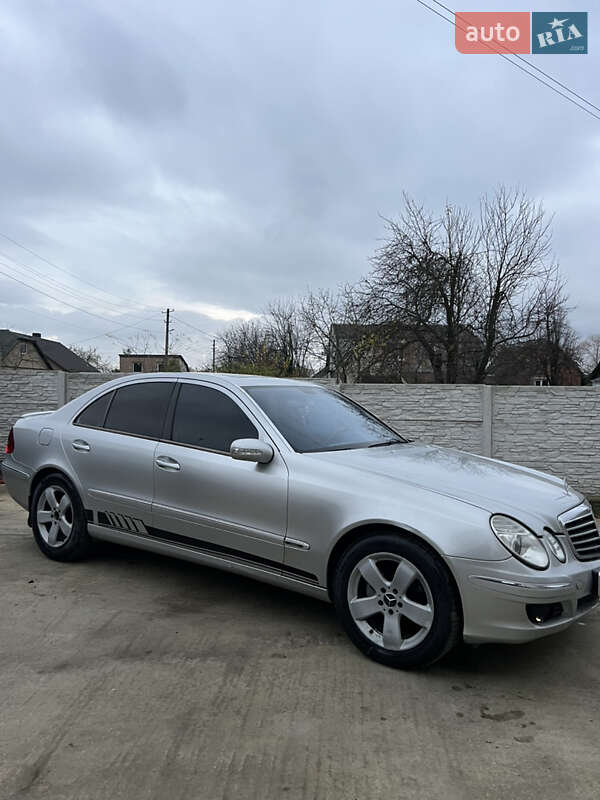 Седан Mercedes-Benz E-Class 2003 в Рівному фото 24 Седан Mercedes-Benz E-Class 2003 в Рівному