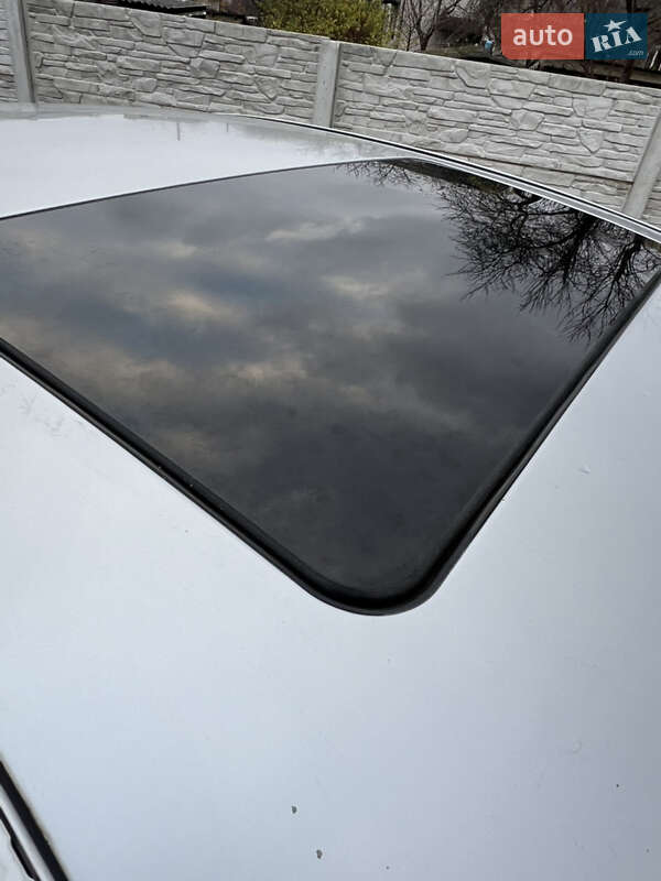 Седан Mercedes-Benz E-Class 2003 в Рівному фото 22 Седан Mercedes-Benz E-Class 2003 в Рівному