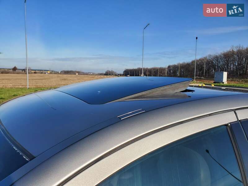 Седан Mercedes-Benz E-Class 2004 в Луцке