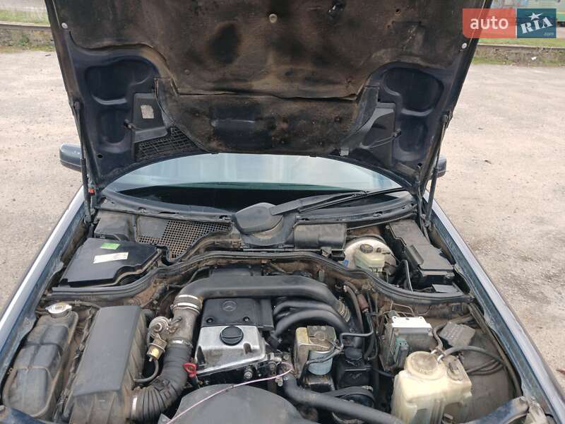Седан Mercedes-Benz E-Class 1995 в Подільську