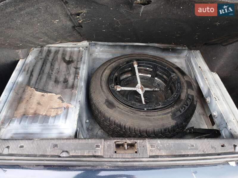 Седан Mercedes-Benz E-Class 1995 в Подільську