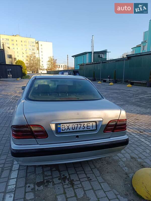 Седан Mercedes-Benz E-Class 2001 в Каменец-Подольском фото 8 Седан Mercedes-Benz E-Class 2001 в Каменец-Подольском