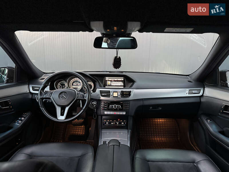 Седан Mercedes-Benz E-Class 2014 в Мукачевому