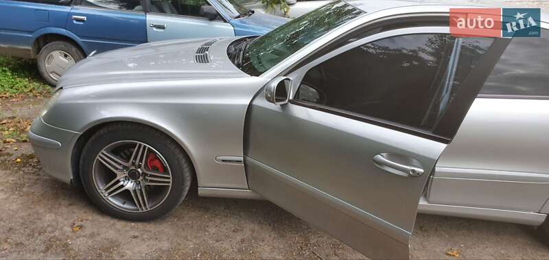 Седан Mercedes-Benz E-Class 2003 в Ровно фото 5 Седан Mercedes-Benz E-Class 2003 в Ровно