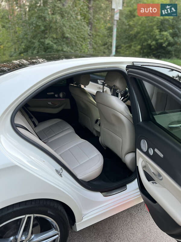 Седан Mercedes-Benz E-Class 2019 в Бердичеві