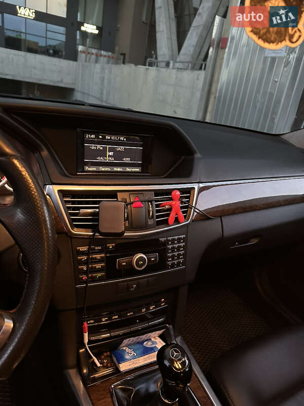 Седан Mercedes-Benz E-Class 2010 в Львові фото 13 Седан Mercedes-Benz E-Class 2010 в Львові