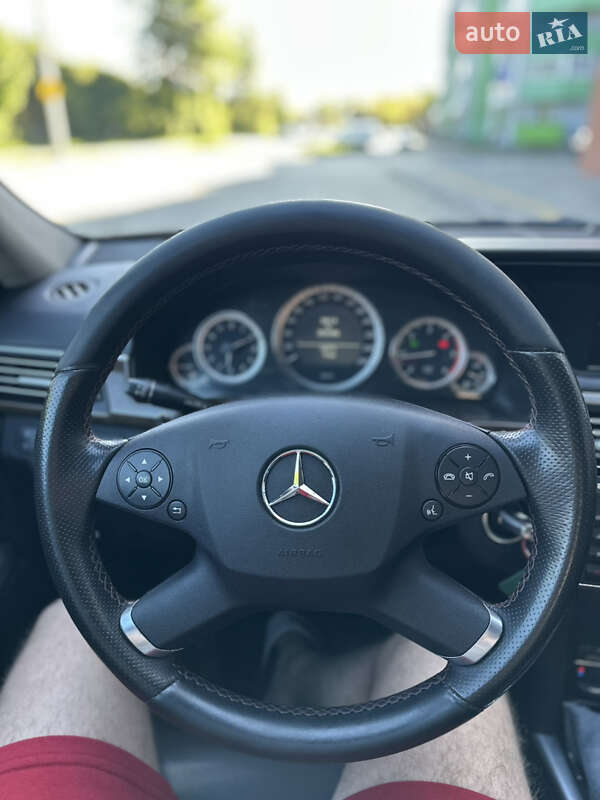 Седан Mercedes-Benz E-Class 2010 в Львові фото 22 Седан Mercedes-Benz E-Class 2010 в Львові