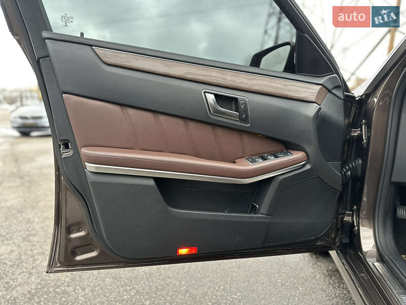 Седан Mercedes-Benz E-Class 2015 в Харькове фото 15 Седан Mercedes-Benz E-Class 2015 в Харькове