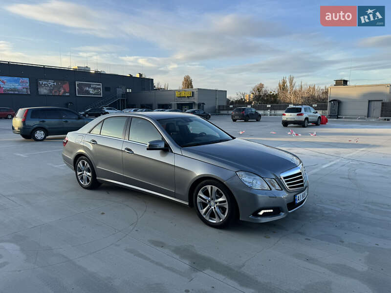 Седан Mercedes-Benz E-Class 2010 в Киеве фото 13 Седан Mercedes-Benz E-Class 2010 в Киеве