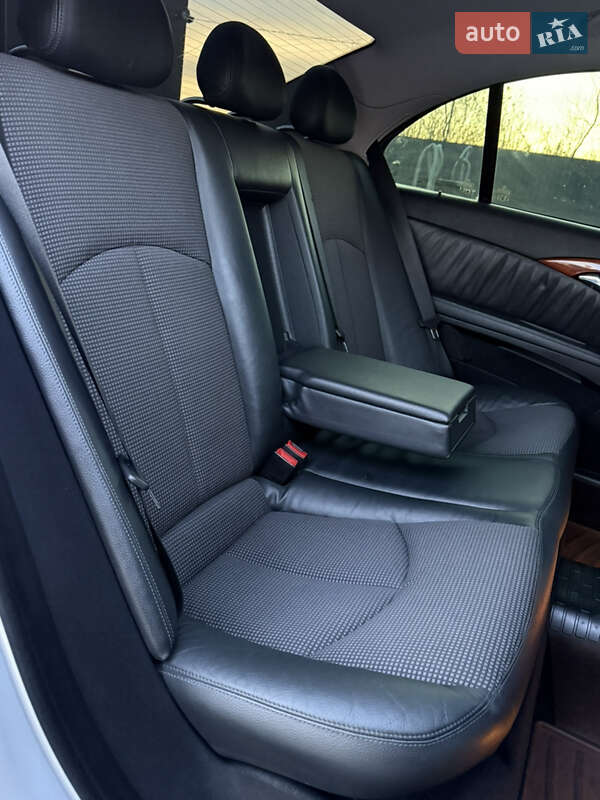 Седан Mercedes-Benz E-Class 2007 в Львові фото 42 Седан Mercedes-Benz E-Class 2007 в Львові