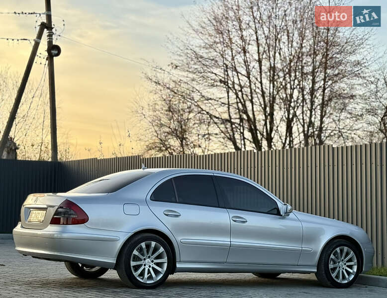 Седан Mercedes-Benz E-Class 2007 в Львові фото 120 Седан Mercedes-Benz E-Class 2007 в Львові