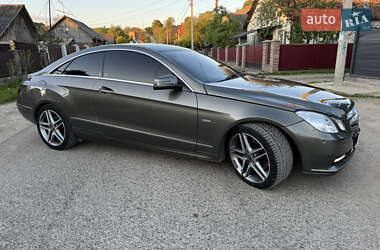 Купе Mercedes-Benz E-Class 2011 в Тячеві