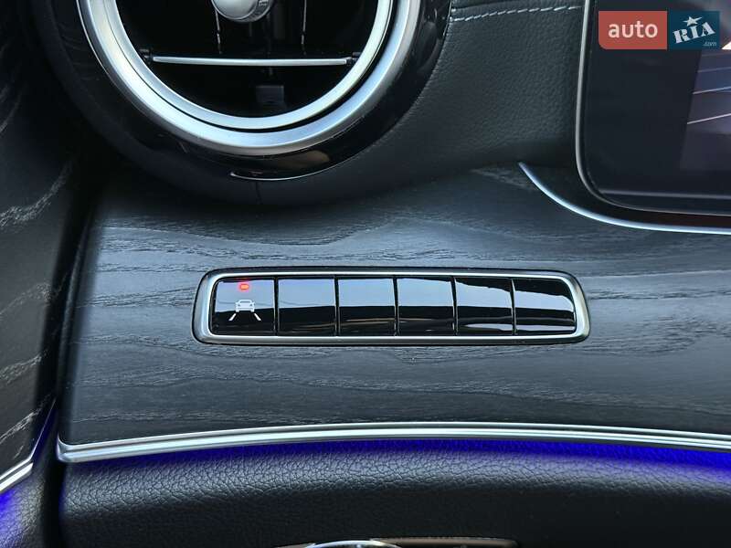 Седан Mercedes-Benz E-Class 2020 в Києві фото 42 Седан Mercedes-Benz E-Class 2020 в Києві