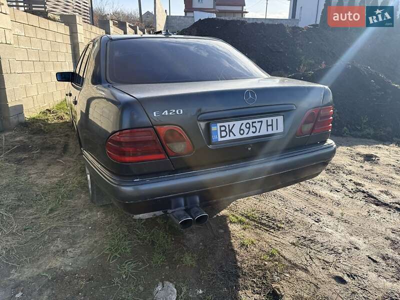 Седан Mercedes-Benz E-Class 1998 в Дубні фото 5 Седан Mercedes-Benz E-Class 1998 в Дубні